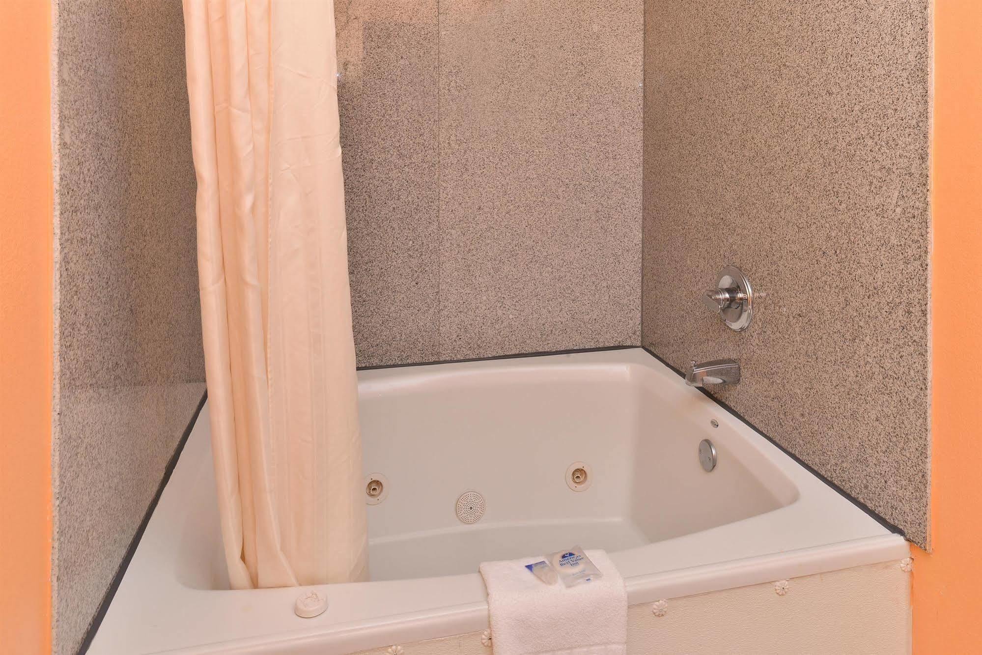 Executive Inn & Suites Breaux Bridge, La Buitenkant foto